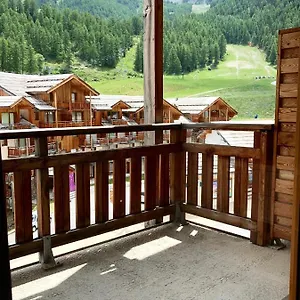 4 Personnes 1800 Au Pied Des Pistes Appartement Les Orres